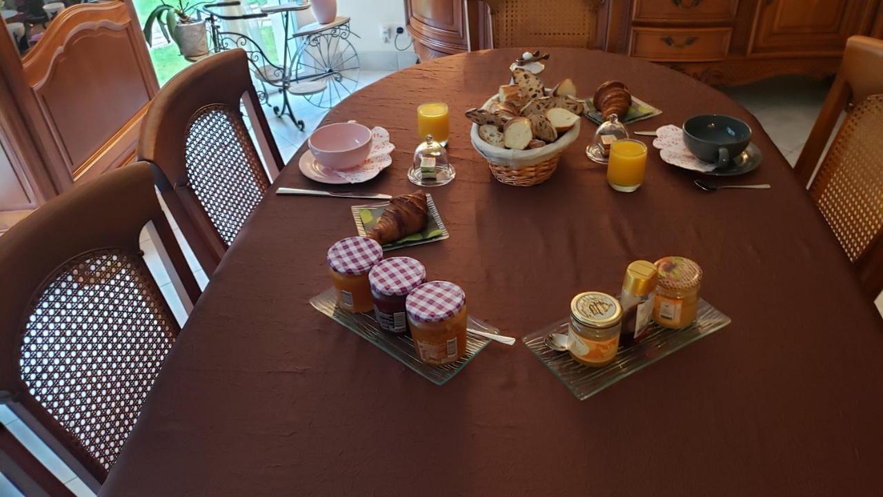 Le Calme Bed & Breakfast Plesse Ngoại thất bức ảnh