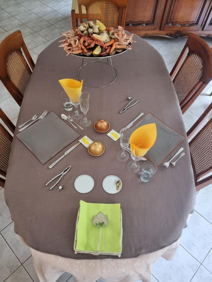 Le Calme Bed & Breakfast Plesse Ngoại thất bức ảnh